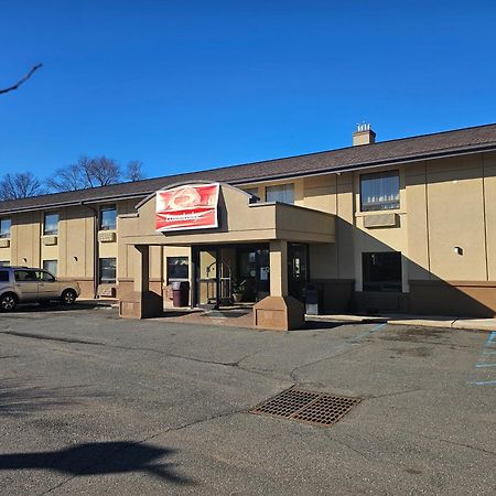 Econo Lodge Woodbridge Iselin Bagian luar foto